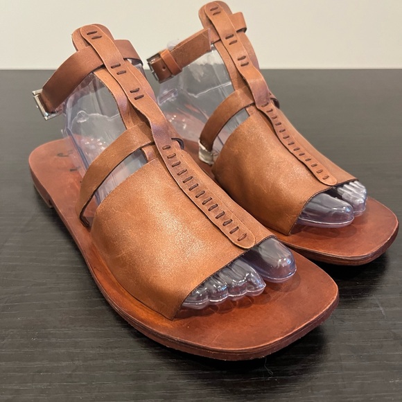 Free People Shoes - NEW Free People Long Weekend Boho Sandals Leather Brown Women’s SZ 40 EU/US 9.5